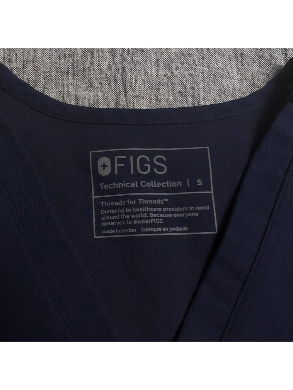 Figs Scrub Set Women's - Catarina Top S, Zamora Joggers M - Navy - Picture 3 of 7